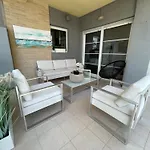 Seaside Retreat *